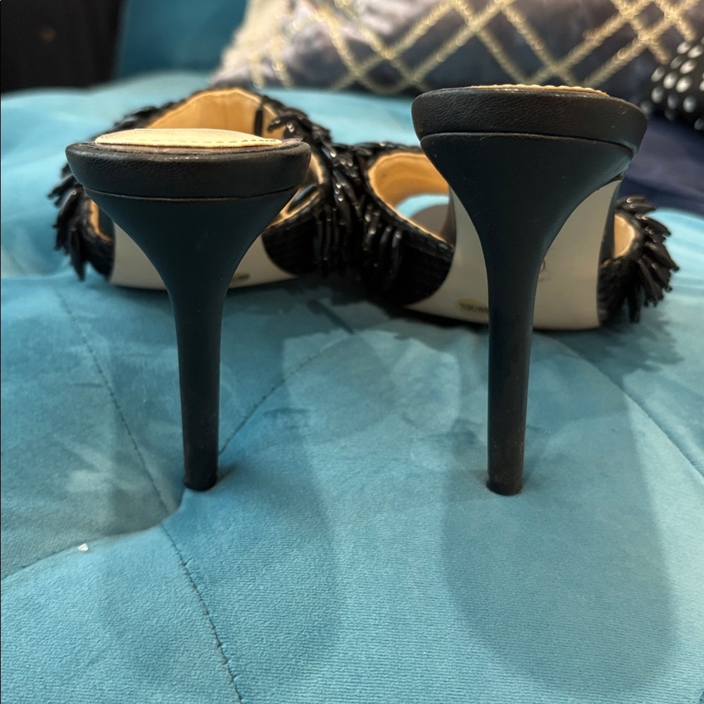 Jessica’s Simpson pumps barely used. - Picture 5 of 5